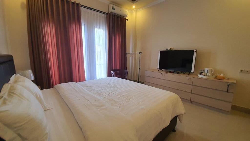 Grand Puri Hotel Batununggul Eksteriør billede